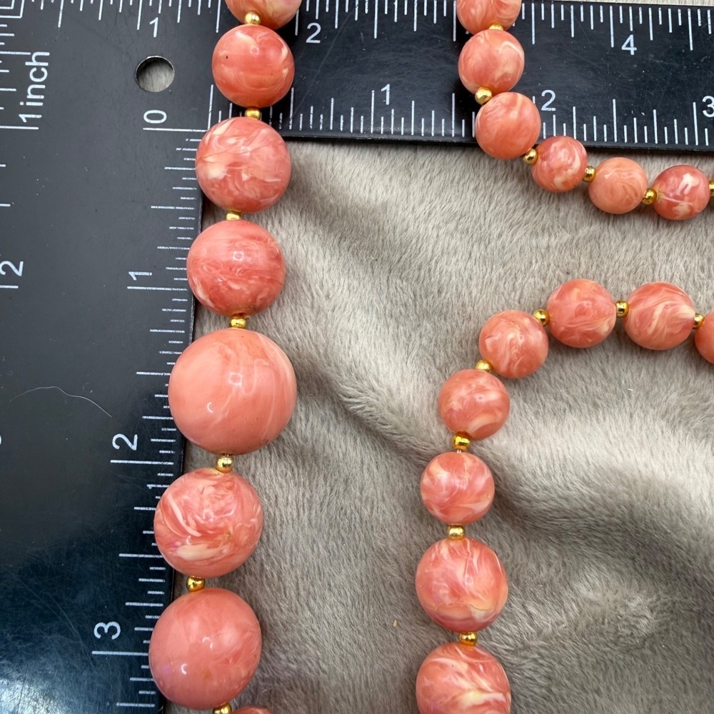 Vintage Beaded Necklace Salmon Pink Acrylic 21" - Picture 3 of 7